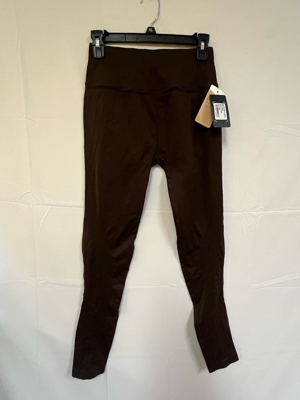 NEW NUX High Rise Mesa legging in chocolate size: L